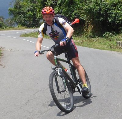 Ray Knowles Cycling on the  tour with redspokes